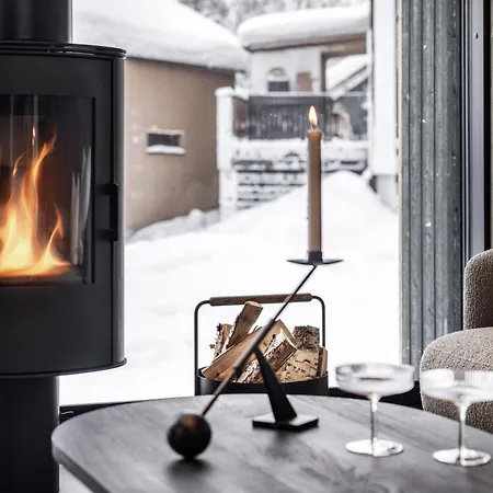North Frost 20b By Hilla *